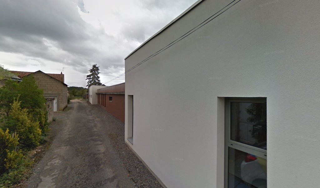 Retrouvez toutes les informations de contacts et horaires d&rsquo;ouverture pour La Poste Agence Communale SOUVIGNE Mairie situé à Souvigne dans le département Indre-et-Loire (37). Pour effectuer envoyer vos colis (colissimo, chronopost, suivi colis), une gestion bancaire (banque postal, French Bank), [&hellip;]
