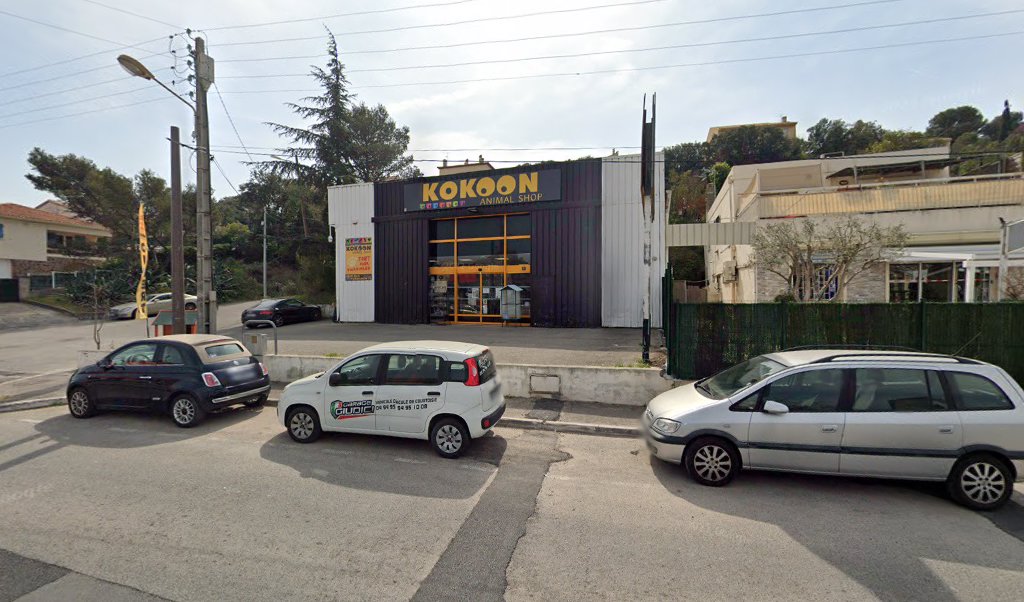 Retrouvez toutes les informations de contacts et horaires d&rsquo;ouverture pour Relais Pickup KOKOON ANIMAL SHOP situé à St raphael dans le département Var (83). Pour effectuer envoyer vos colis (colissimo, chronopost, suivi colis), une gestion bancaire (banque postal, French Bank), [&hellip;]