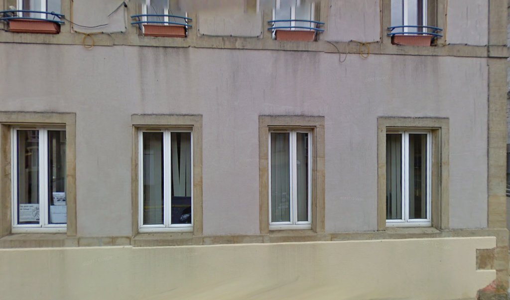 Retrouvez toutes les informations de contacts et horaires d&rsquo;ouverture pour La Poste Agence Communale SERROUVILLE Mairie situé à Serrouville dans le département Meurthe-et-Moselle (54). Pour effectuer envoyer vos colis (colissimo, chronopost, suivi colis), une gestion bancaire (banque postal, French Bank), [&hellip;]